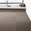 Op zoek naar tapijttegels van Interface? Elevation II in de kleur Linen Shade is een uitstekende keuze. Bekijk deze en andere tapijttegels in onze webshop.