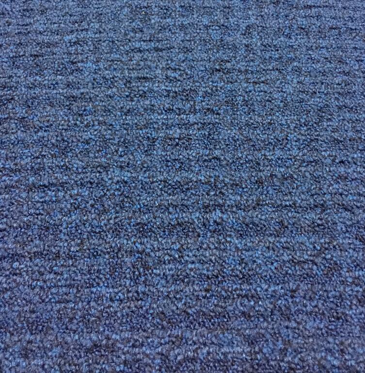 Monochrome Blue / Interface / Boucle (lussenpool) / 50 cm x 50 cm / Blauw