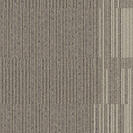 Op zoek naar tapijttegels van Interface? Off Line planks in de kleur Sage Biscuit is een uitstekende keuze. Bekijk deze en andere tapijttegels in onze webshop.